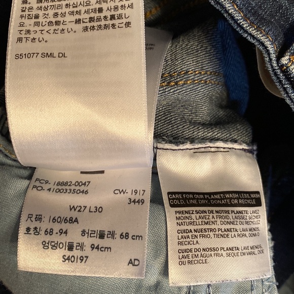 Levi’s 721 High Rise Skinny Jeans - Picture 6 of 6